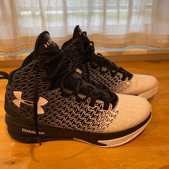 under armour clutchfit drive 3 basketball shoes